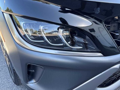 Used 2022 Hyundai Kona Limited image 10