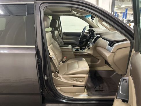 Used 2015 GMC Yukon XL SLT w/ Open Road Package image 14