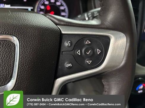 Used 2017 GMC Acadia SLT FWD image 30