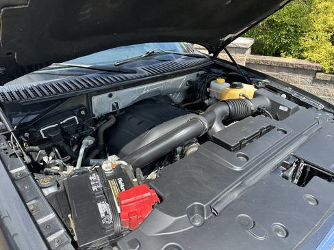 Used 2017 Ford Expedition EL XLT image 13