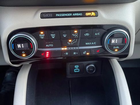Used 2021 Ford Escape SEL AWD/4WD image 21