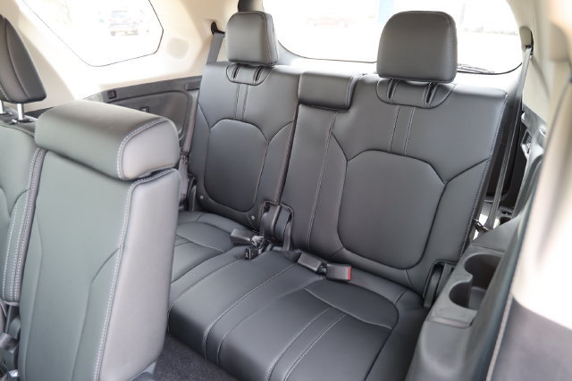 New 2026 Honda Pilot Touring image 14