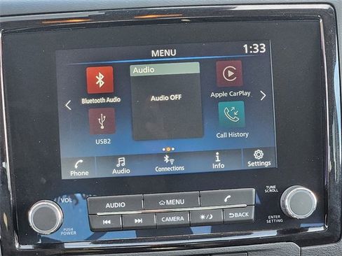 Used 2024 Nissan Frontier SV image 30