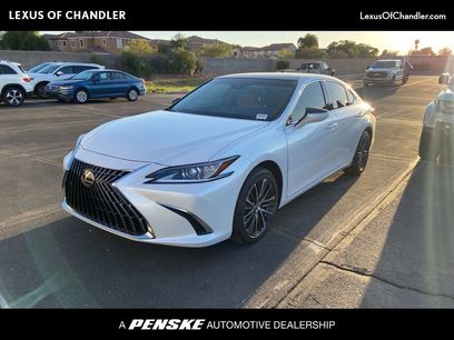 New 2025 Lexus ES 350 w/ Premium Package