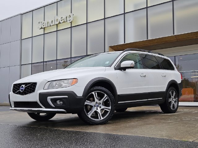 Used 2015 Volvo XC70 T6 Platinum AWD/4WD image 1