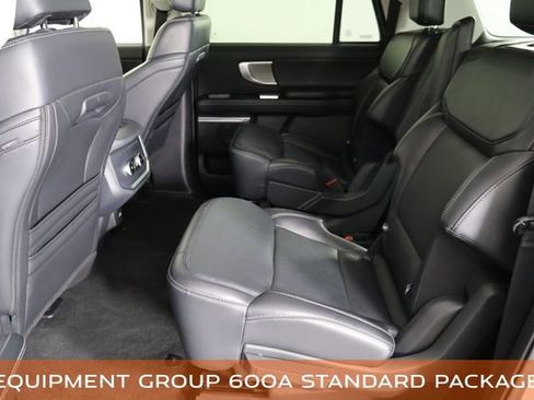 Used 2025 Ford Expedition Max Platinum AWD/4WD image 21