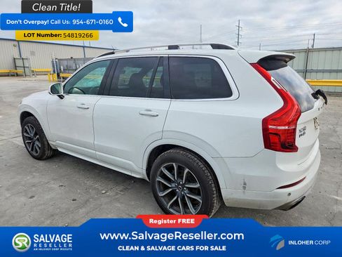 Used 2018 Volvo XC90 T6 Momentum w/ Momentum Plus Package AWD/4WD image 3
