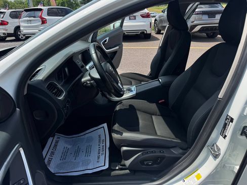 Used 2014 Volvo S60 T5 FWD image 17