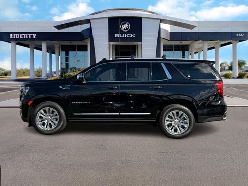 Used 2023 GMC Yukon Denali image 7