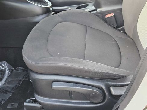 Used 2018 Kia Soul FWD image 22