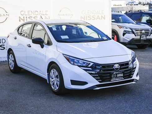 Certified 2025 Nissan Versa S w/ Lighting Package image 3