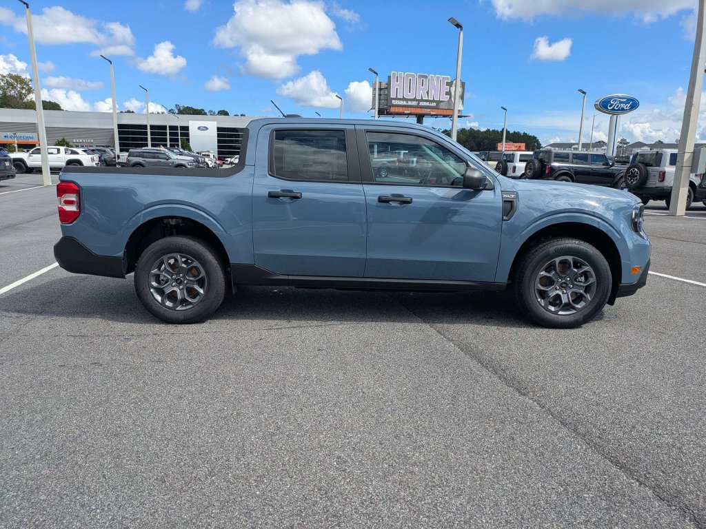 New 2026 Ford Maverick XLT FWD image 3