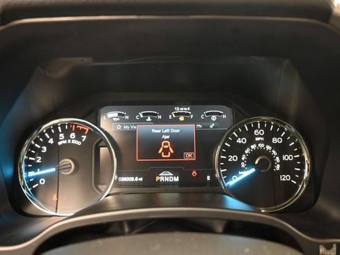 Used 2020 Ford F150 Lariat w/ Equipment Group 502A Luxury AWD/4WD image 16