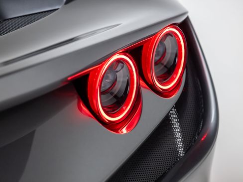 Used 2021 Ferrari F8 Tributo image 28