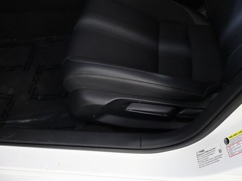 Used 2025 Honda Civic Sport image 28