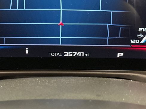 Used 2024 BMW M4 xDrive Competition AWD/4WD image 28