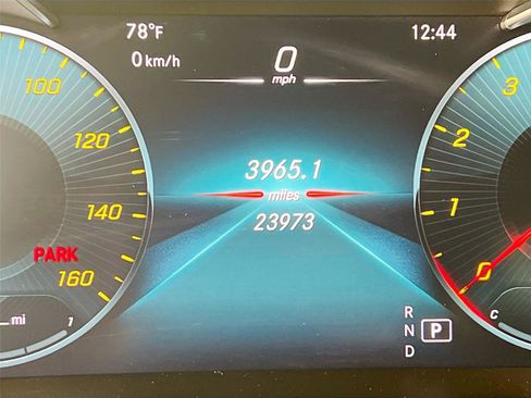 Used 2021 Mercedes-Benz C 300 4MATIC Sedan image 12