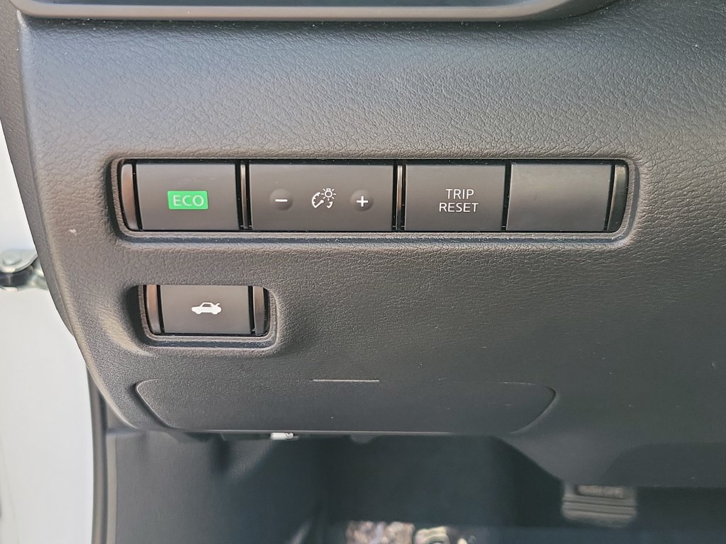 Certified 2024 Nissan Sentra S FWD image 29