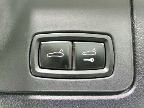 Used 2015 Porsche Panamera GTS image 30