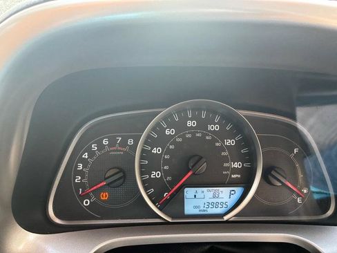 Used 2013 Toyota RAV4 LE FWD image 17