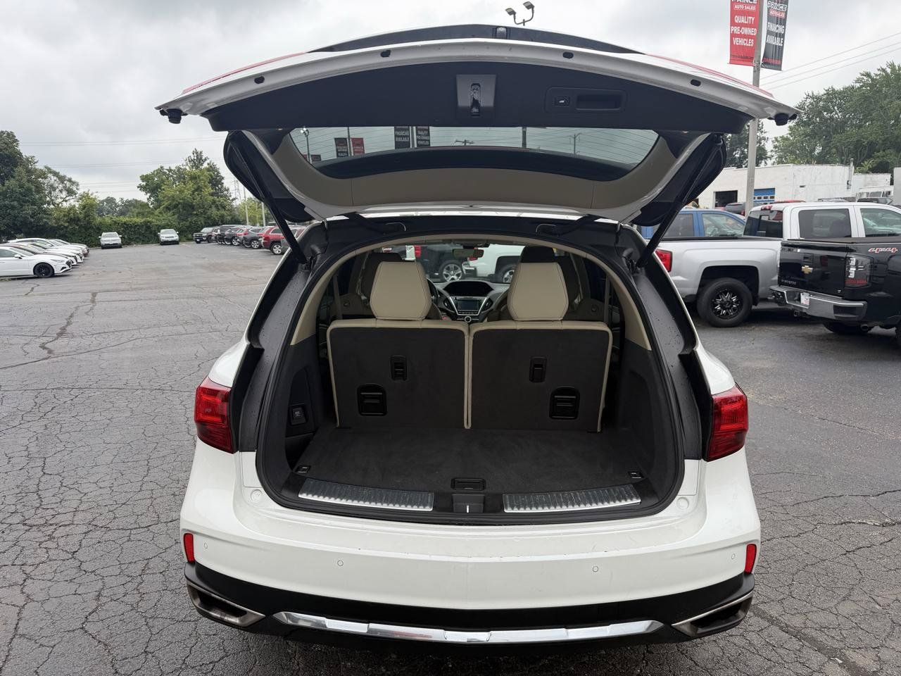 Used 2020 Acura MDX w/ Tech & Entertainment Pkg AWD/4WD image 14