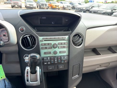 Used 2010 Honda Pilot EX-L image 12
