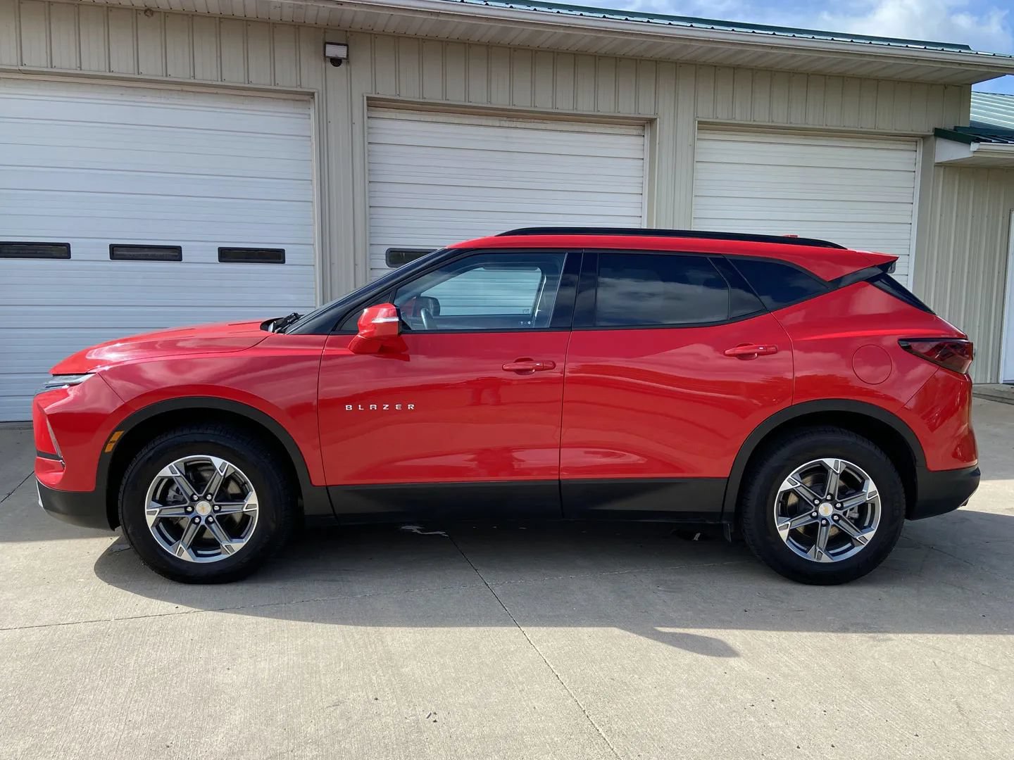 Used 2024 Chevrolet Blazer LT AWD/4WD image 4