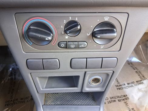 Used 1999 Saab 9-3 2.0T FWD image 18