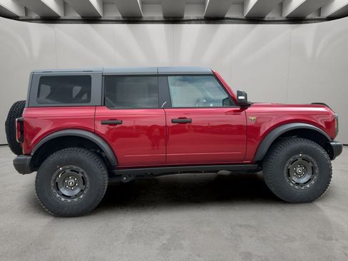 New 2025 Ford Bronco Badlands AWD/4WD image 6