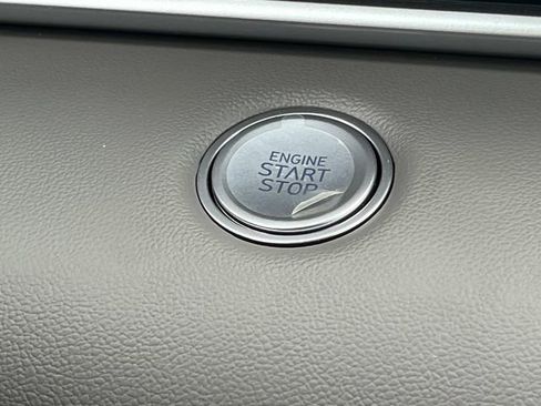 Used 2025 Hyundai Elantra Sport image 29