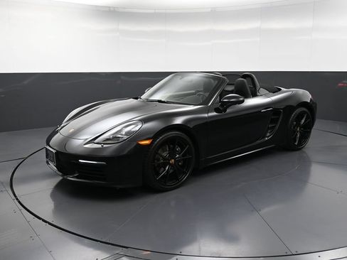 Certified 2024 Porsche 718 Boxster w/ Premium Package RWD image 29