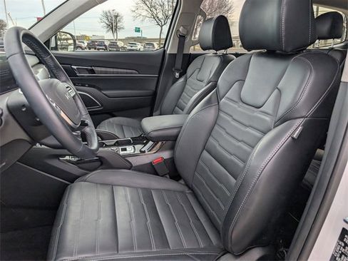 Used 2025 Kia Telluride SX Prestige image 26