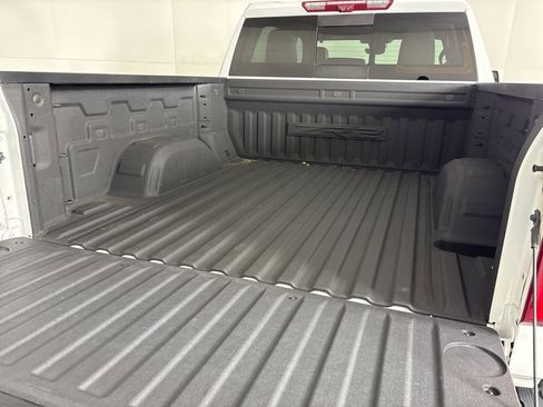 Used 2024 Chevrolet Silverado 1500 ZR2 w/ Technology Package AWD/4WD image 20