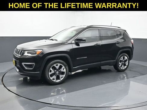 Used 2018 Jeep Compass Limited w/ Navigation Group image 2