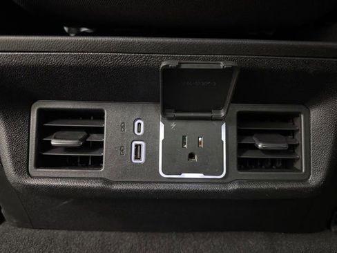 Used 2025 Chevrolet Silverado 1500 LT AWD/4WD image 20