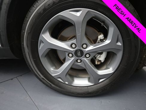 Used 2025 Ford Escape ST-Line FWD image 5