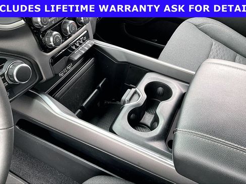 Used 2025 RAM 1500 Big Horn AWD/4WD image 14