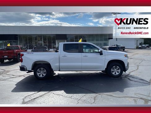 Used 2020 Chevrolet Silverado 1500 LT w/ Remote Start Package image 4