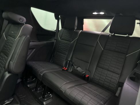 Used 2021 Cadillac Escalade Premium Luxury Platinum image 27