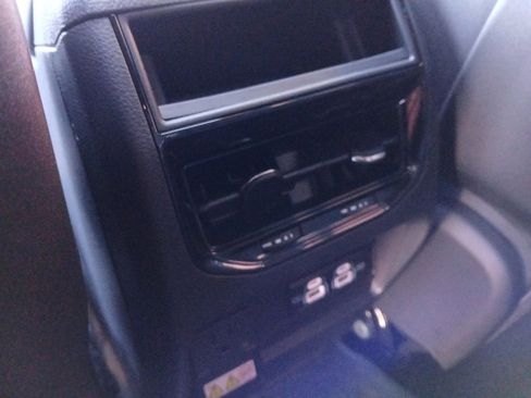 New 2025 Jeep Grand Cherokee Laredo X w/ Luxury Tech Group I image 48