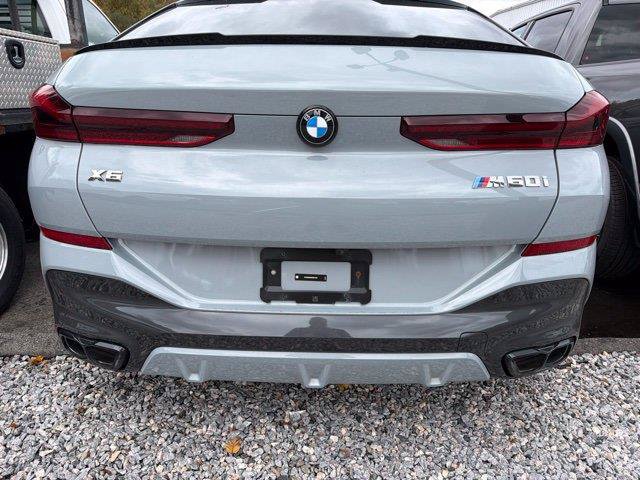 Used 2025 BMW X6 M60i AWD/4WD image 18