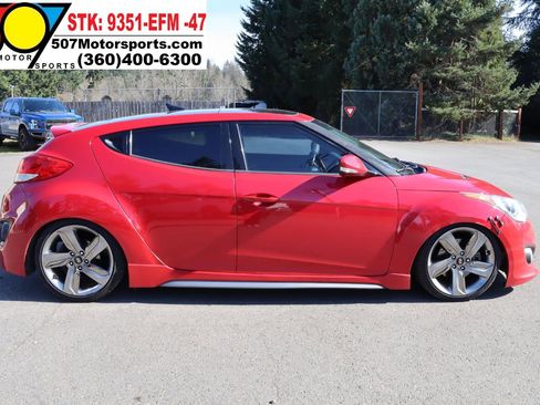 Used 2015 Hyundai Veloster Turbo w/ Option Group 04 image 9