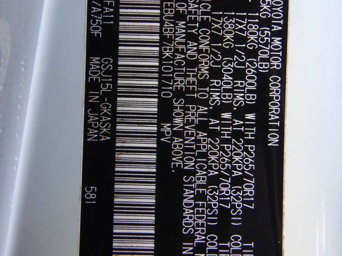 Used 2011 Toyota FJ Cruiser 4WD image 31