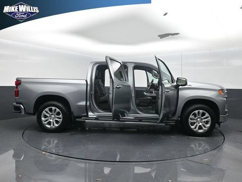 Used 2025 Chevrolet Silverado 1500 LTZ w/ LTZ Premium Package AWD/4WD image 27