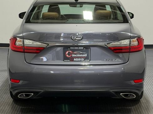 Used 2016 Lexus ES 350 w/ Luxury Package w/Wood Trim image 7