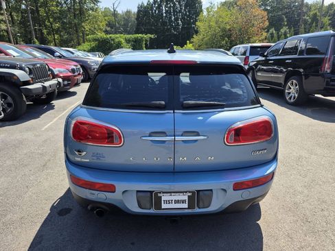 Used 2016 MINI Cooper Clubman FWD image 5