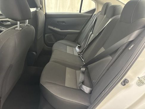 Used 2025 Nissan Sentra SV FWD image 12