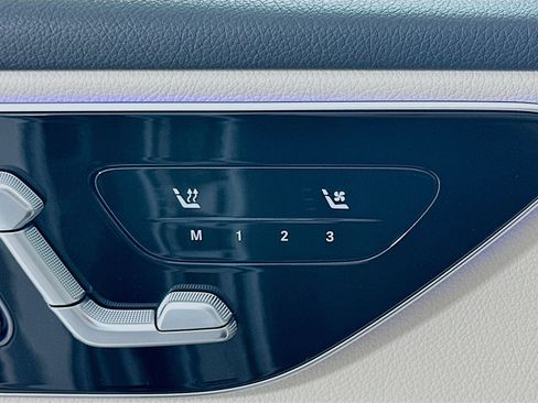 New 2026 Mercedes-Benz GLC 300 image 21