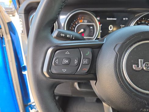 Used 2023 Jeep Wrangler Unlimited Sport AWD/4WD image 33