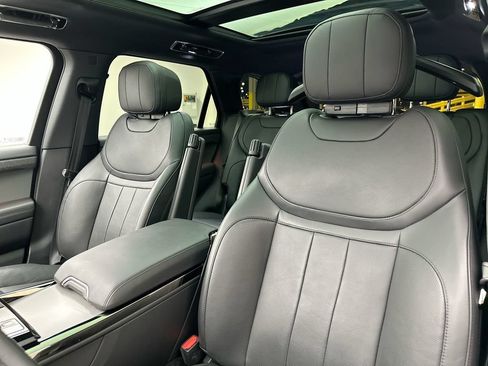 Used 2024 Land Rover Range Rover Sport SE AWD/4WD image 22